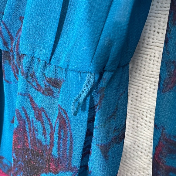 KENSIE Teal Blue Sheer Dress Floral overlay with a black under slip - Picture 7 of 11